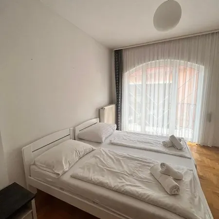 Apartament Fonix 2 Privat Apartman *