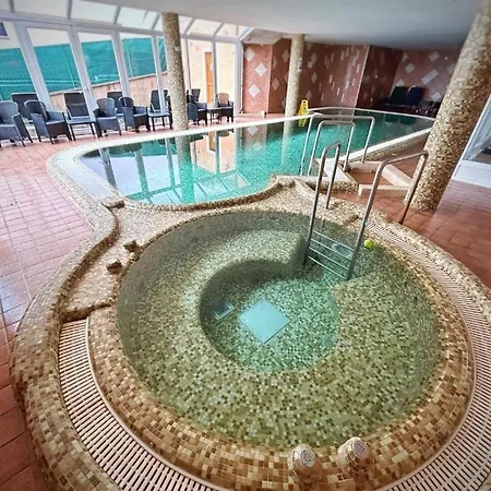 Fonix 2 Privat Apartman Apartament *